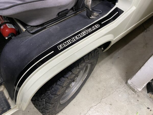Personalisierter Einstieg-Aufkleber für VW T3 – Dein Bulli, dein Name!