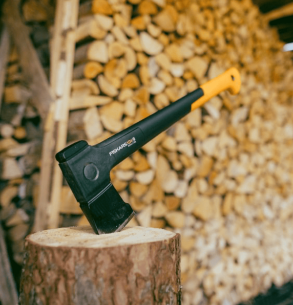 Fiskars Universalaxt X24 | Vielseitige Axt für Garten, Holzarbeiten & Outdoor – Bild 3
