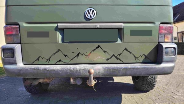 Berge Heckklappen-Aufkleber für VW T4 – Hochwertiger Outdoor Sticker für deinen Bulli