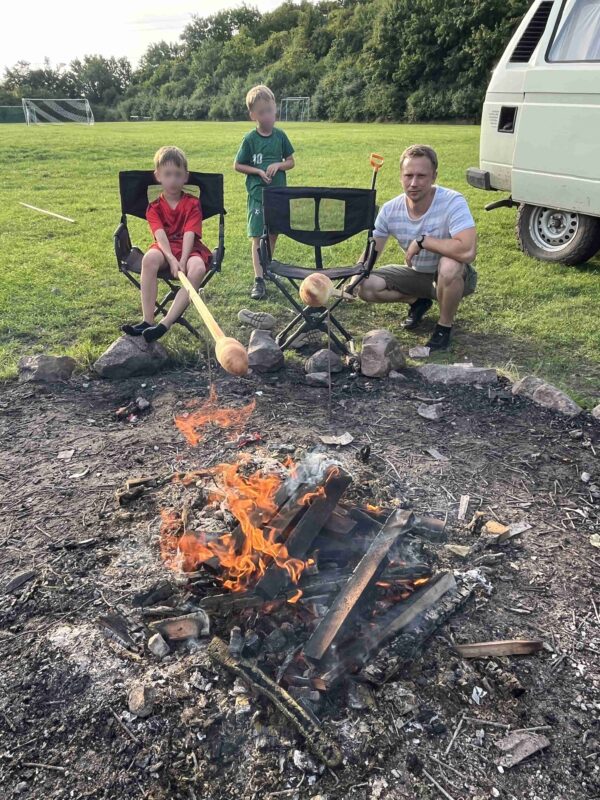 Stockbrotstöcke aus Abachi-Holz – 1 m oder 2 m – Perfekt fürs Lagerfeuer & Grillen – Bild 2